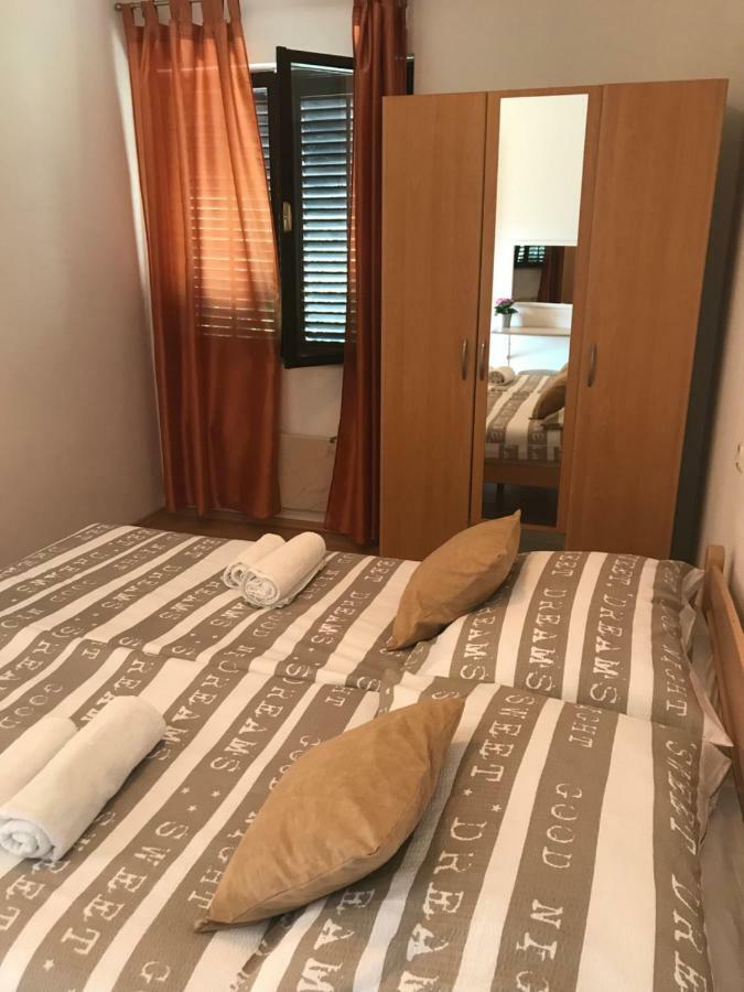 Apartments Lena バスカ エクステリア 写真